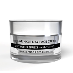 Crème visage jour pour homme effet « soft focus »